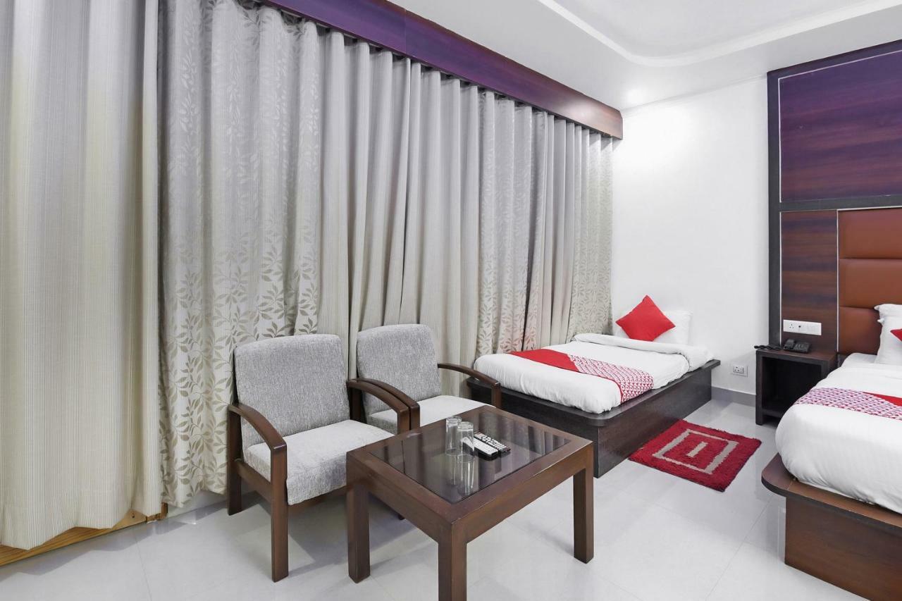 Oyo 23533 Mount View Hotel Kullu Exterior photo